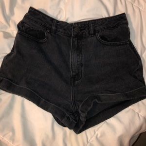 Black mom jean shorts